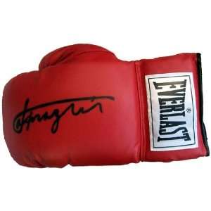 Joe Frazier Red Autographed Everlast Boxing Glove   Autographed Boxing 