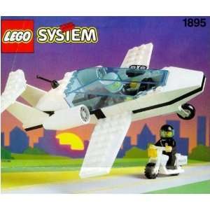  LEGO Classic Town Police Sky Patrol 1895: Toys & Games