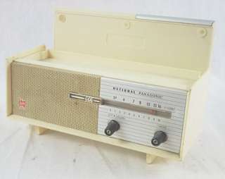 Vintage Panasonic R 8 AM Transistor Radio  