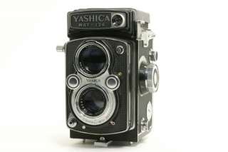 Yashica Mat 124 TLR Camera body w/80mm f/2.8 f/3.5 Yashinon Lens 