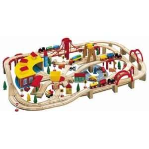  MXI 50226 Maxim Wooden Train Set (145) Toys & Games